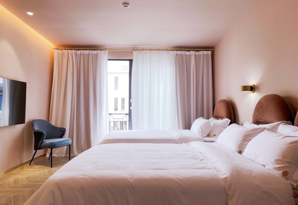 We SeeFeatured Family Room