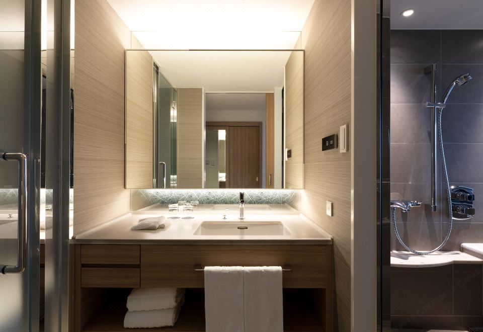 Sheraton Miyako Hotel TokyoPremium Floor THE CLUB Superior King Double