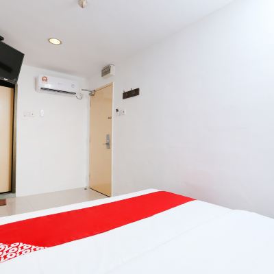 Standard Double Room Kupon OYO 494 EG Hotel