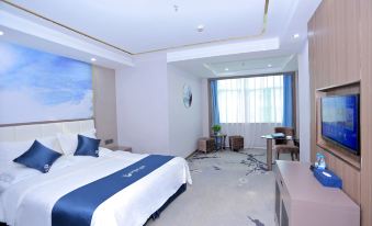 Junyi Hotel (Changning Government Plaza)