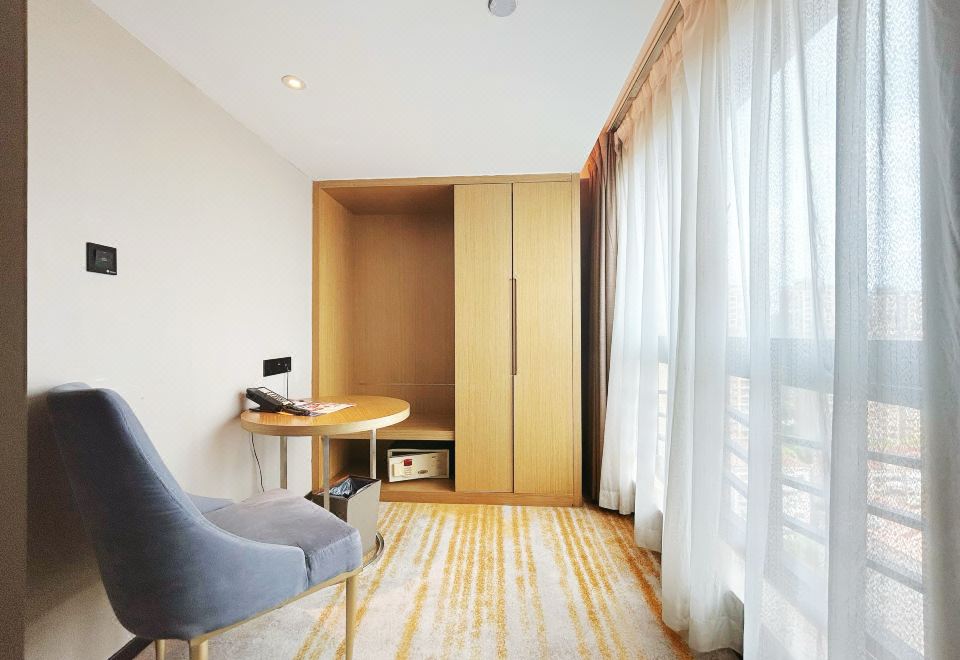 商務高級大床房