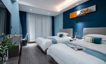 Haikou huanpeng light luxury hotel