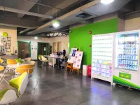 棲遊太空艙青年旅舍（深圳中心公園華強北店）