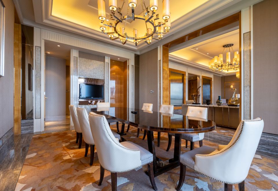 Sheraton Zhongshan HotelFamily Suite