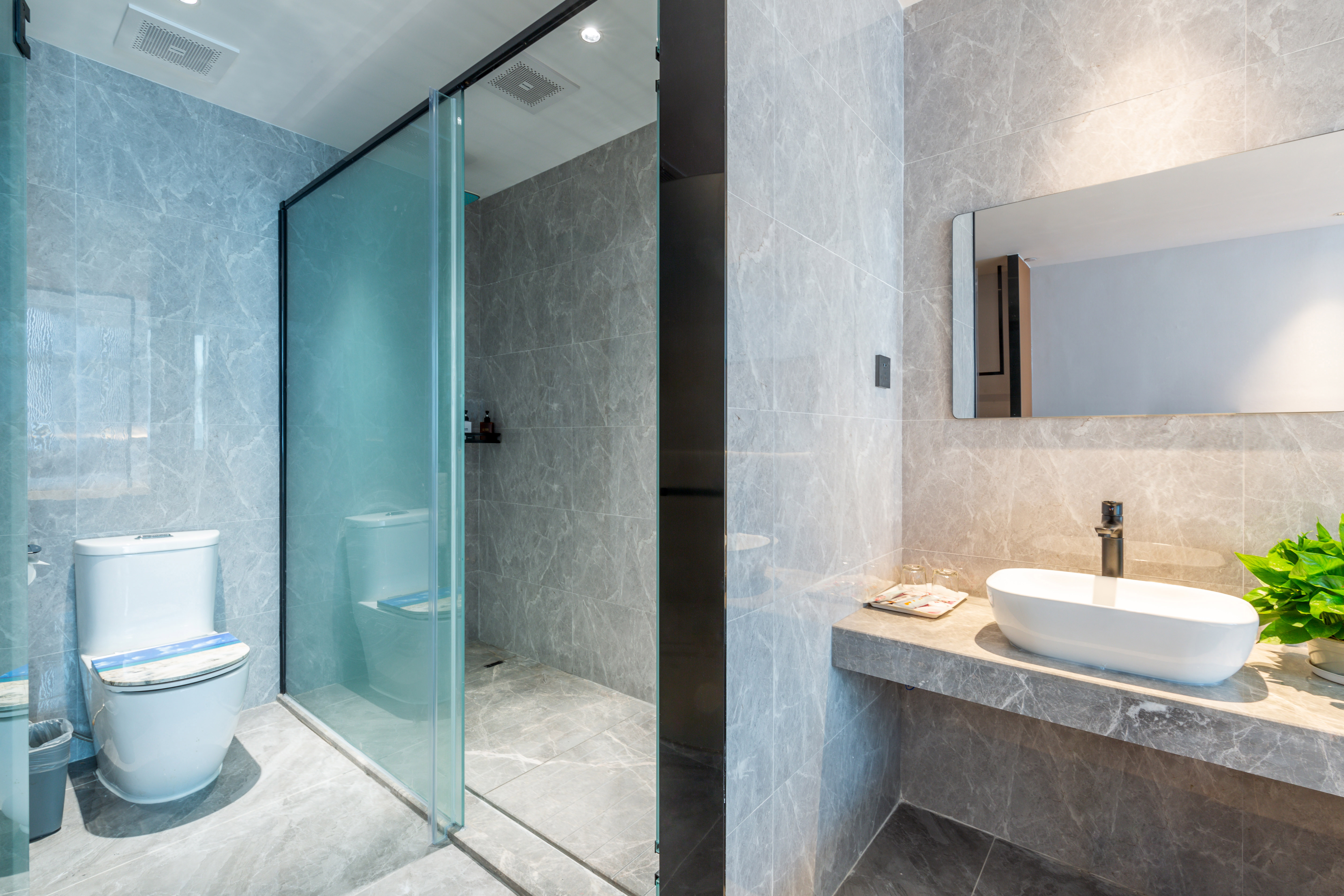 豪華大床房「舒適辦公+智能客控」