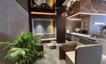 Home Inn Select Hotel (Hangzhou Tonglu Fuchunjiang)