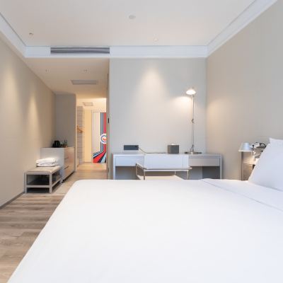 復古汽車主題園景大床房 深圳南山易車亞朵汽車概念酒店優惠