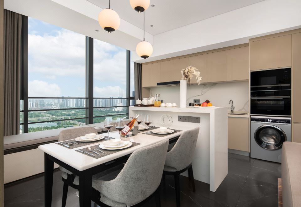 百威聯名觀賽主題房