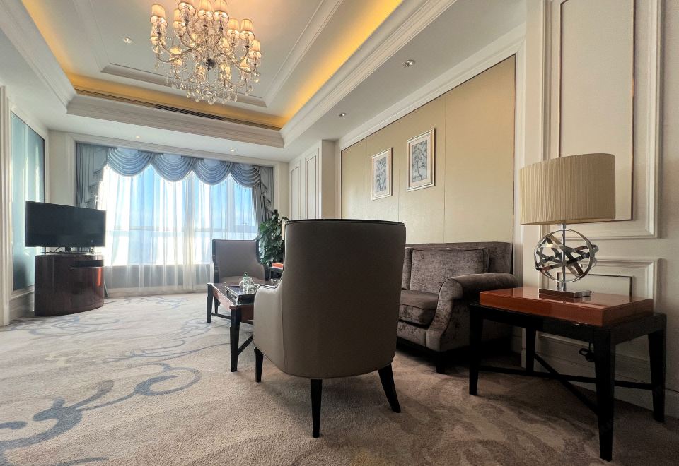 World Trade Winning HotelExecutive Suite