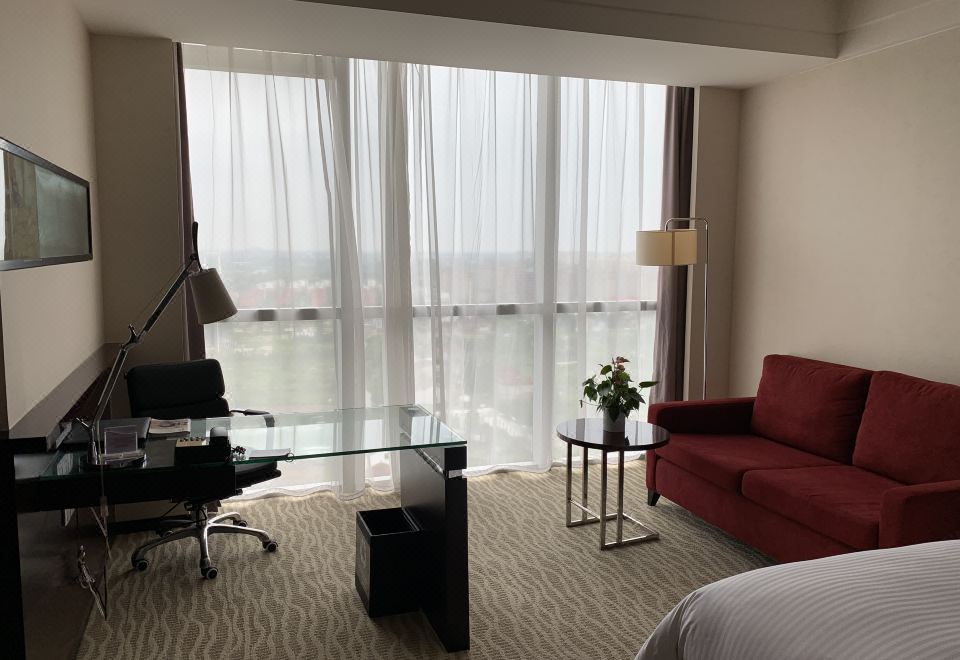 The QUBE Hotel Shanghai PudongExecutive 2-bed Room