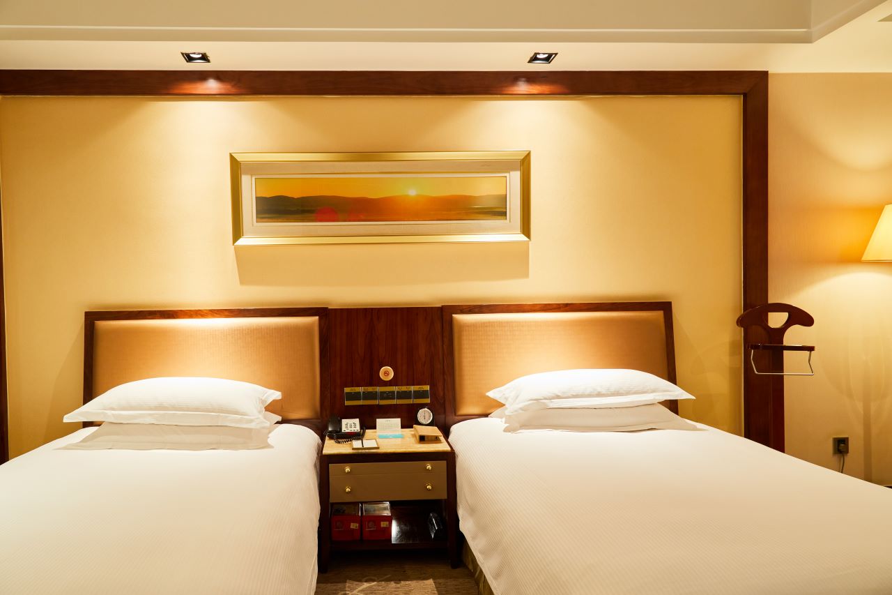 豪華雙床間（外景明窗+浪漫浴缸）