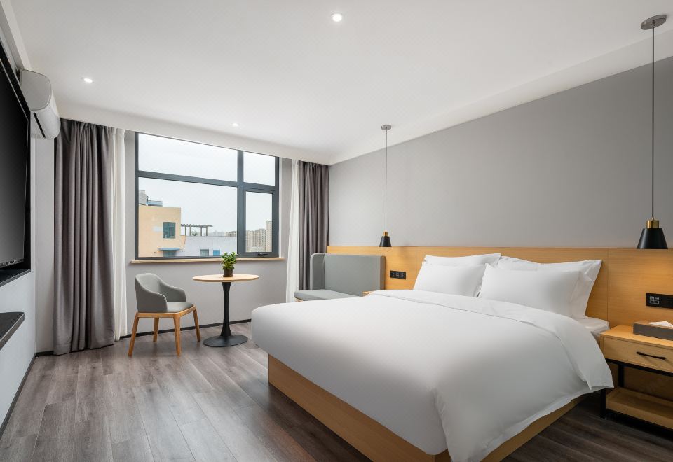 乐智大床房【零压床垫+电视投屏】