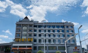 7 Days Premium (Wuhan Caidian Square) - Housity