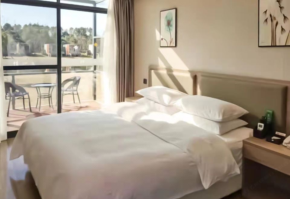 Shanghai Yiqinyuan ResortGuestroom - With View (Double Bed)