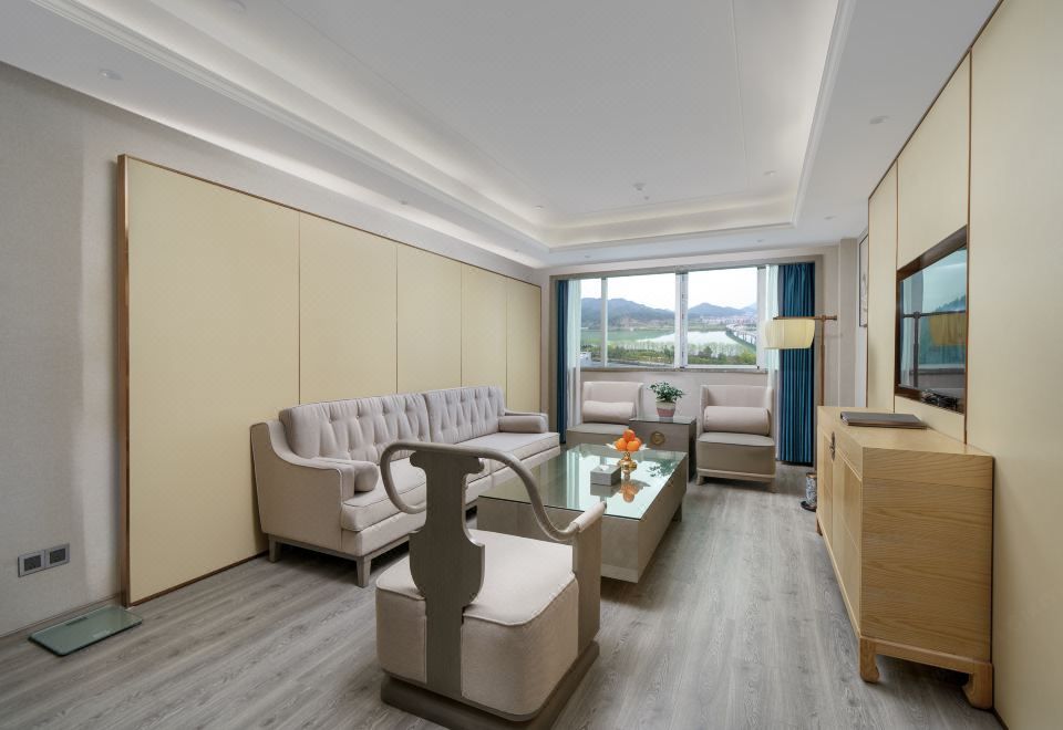 尊享全江景套房