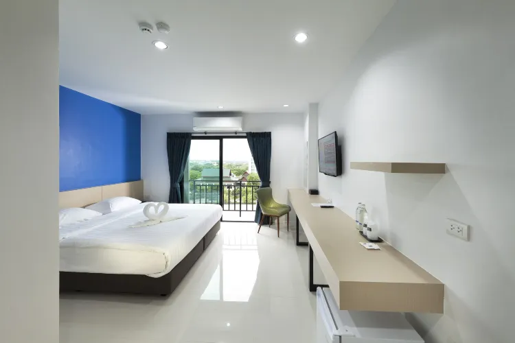 ห้องซูพีเรียร์ เตียงใหญ่ 1 เตียง