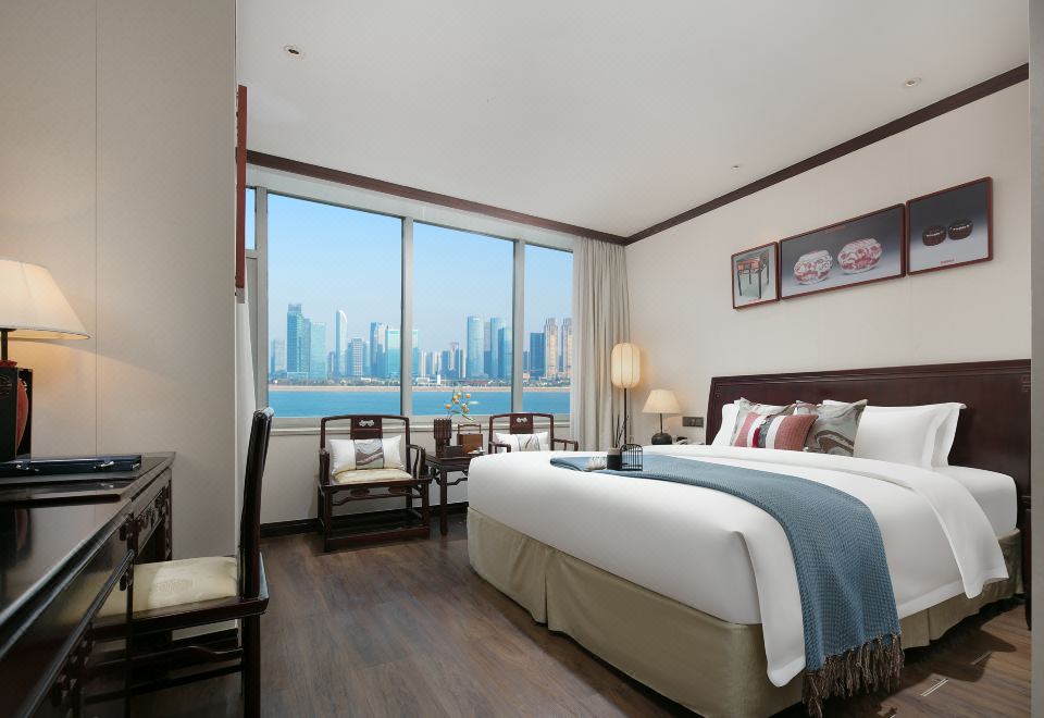 江景豪华大床间