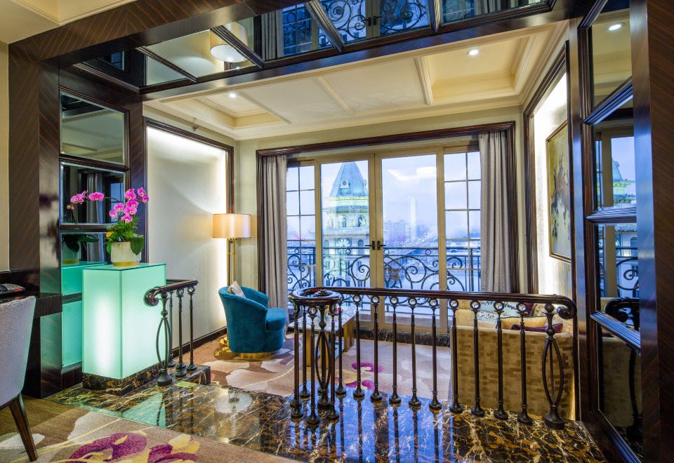 城堡江景大床房