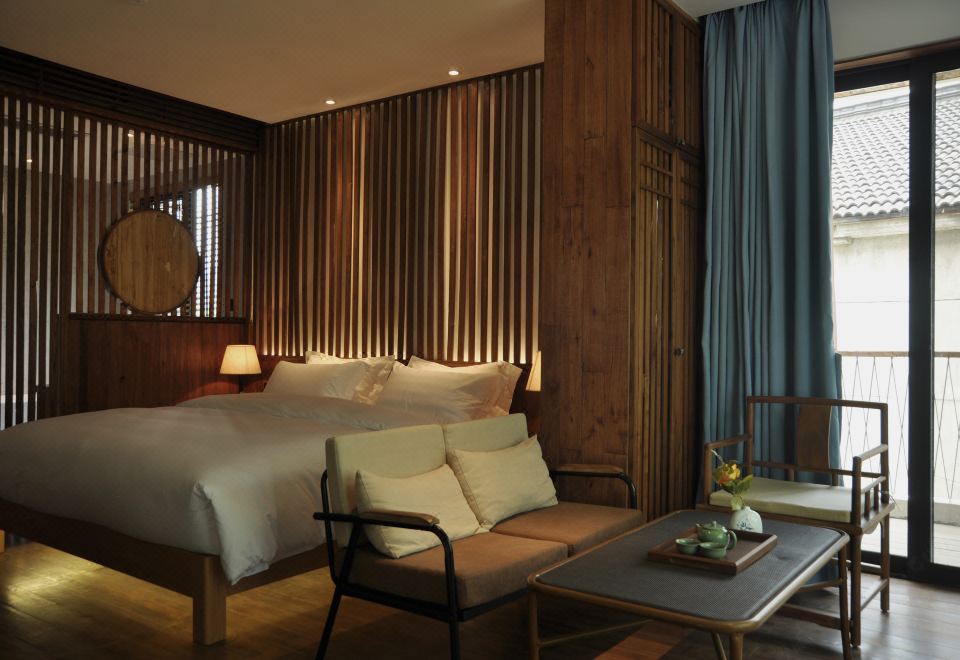 观山·芝蔓-山景大床房|浴缸·全屋暖气·智能家居