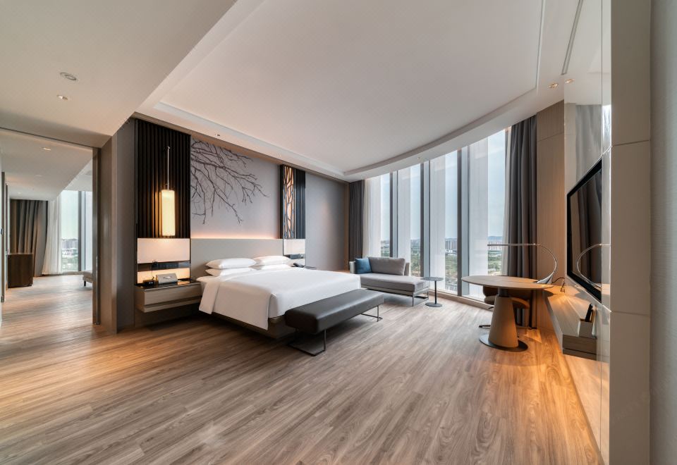 Courtyard By Marriott Hangzhou XihuExecutive Suite