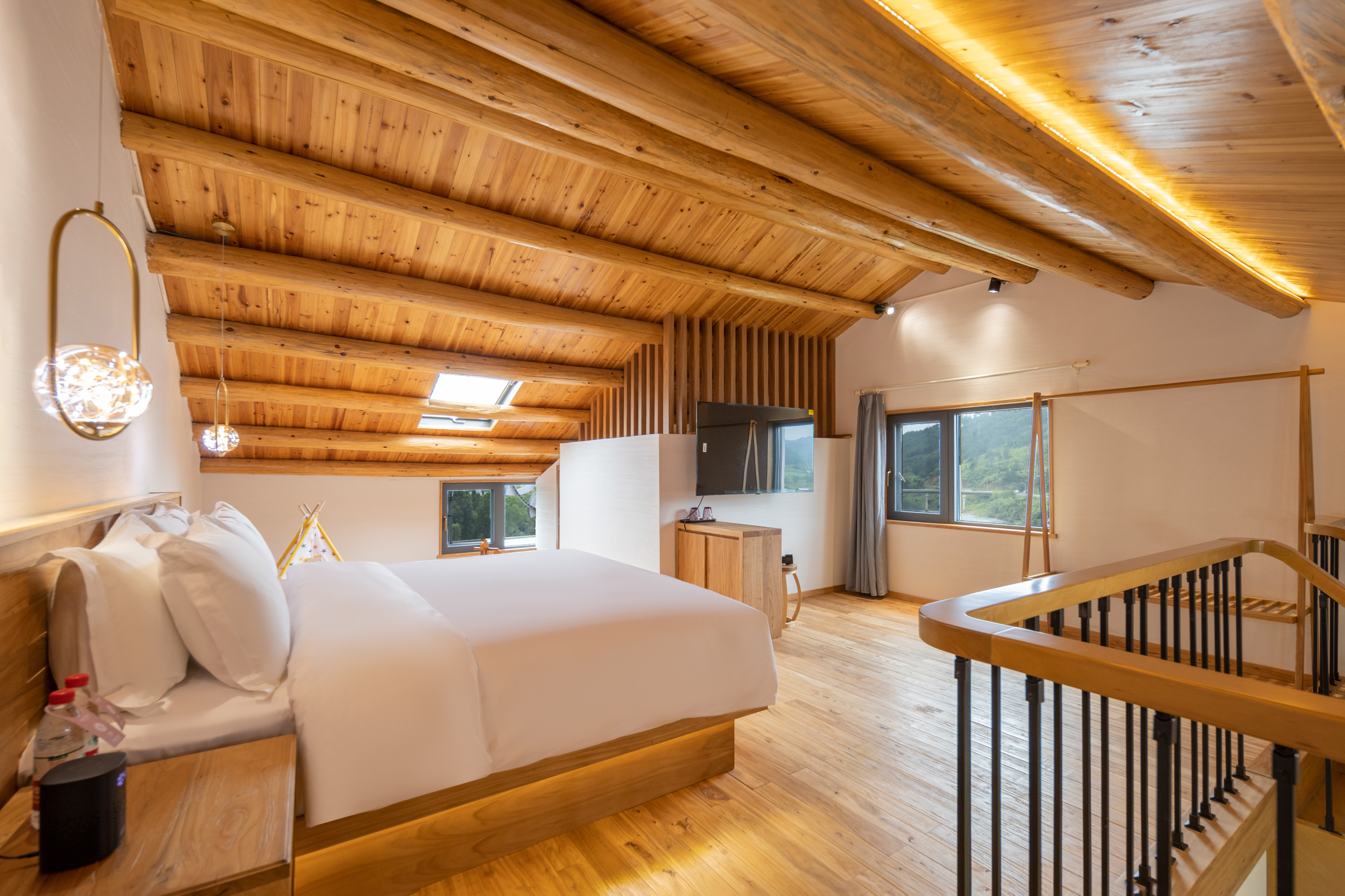 LOFT星空轻奢大床房·全屋智能·小童帐篷·舒适沙发