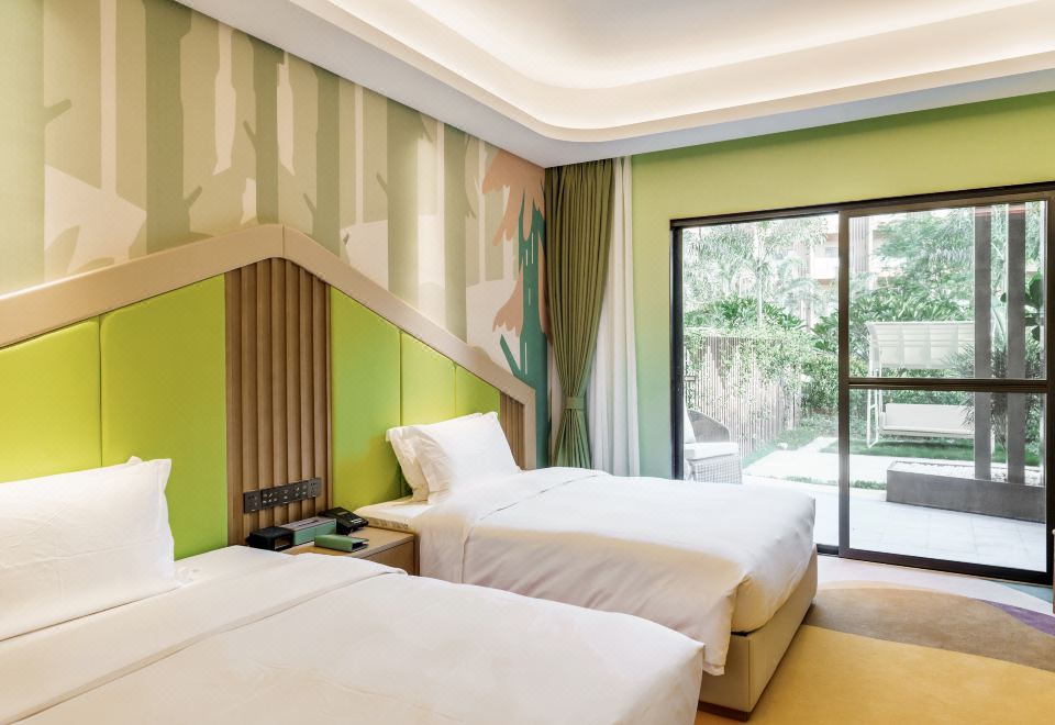 Fantawild holiday hotel XiamenSuperior Room - Courtyard-View (2 Beds)