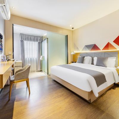 柏雅 | 温馨大床房（全房型配備空氣凈化器） 柏曼酒店（高州府前路店）優惠