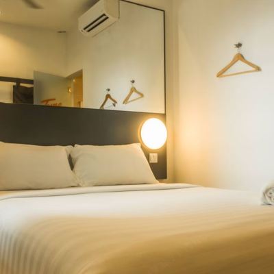 Double Room (Inclusive of 1 Meal Voucher) Kupon Tune Hotel KLIA Aeropolis (Airport Hotel)