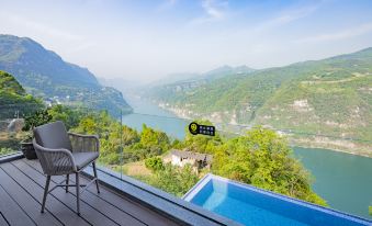 Guiji Homestay (Yichang Three Gorges Home Scenic Area)