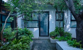Peking Yard Boutique Hotel - Housity