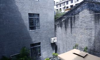Yezi Huiyou Apartment