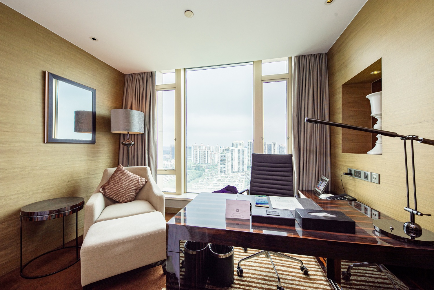 Shenzhen YANGBANGLANGYUE International HotelCity View Twin Room