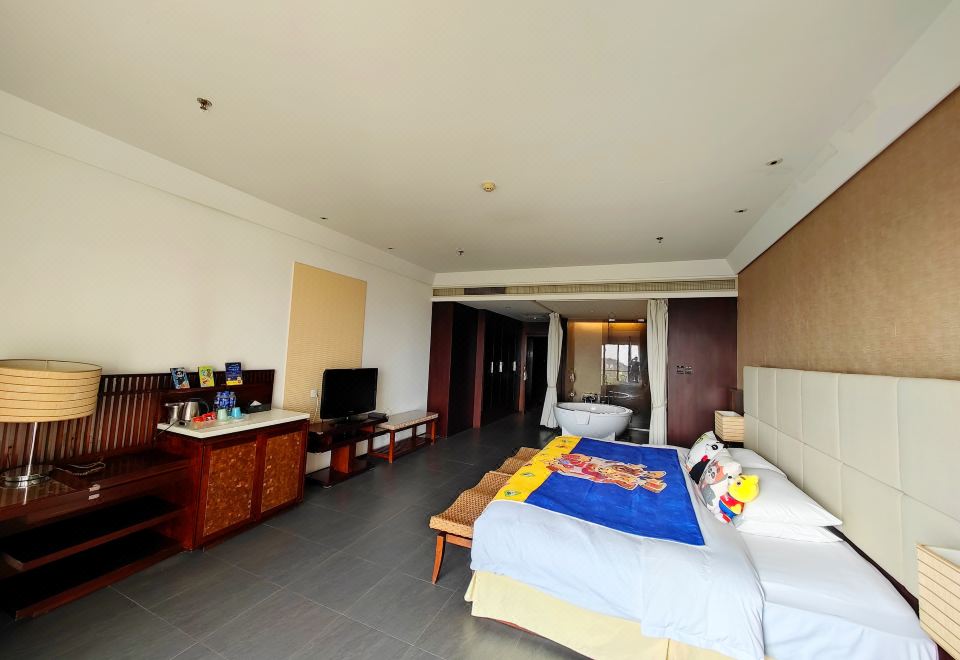 小熊尼奥AR魔法屋（圆形浴缸+扭扭车+滑梯）