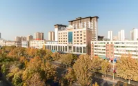 Greentown Hotel (Aksu Jinhuan Plaza Branch) Hotel di 