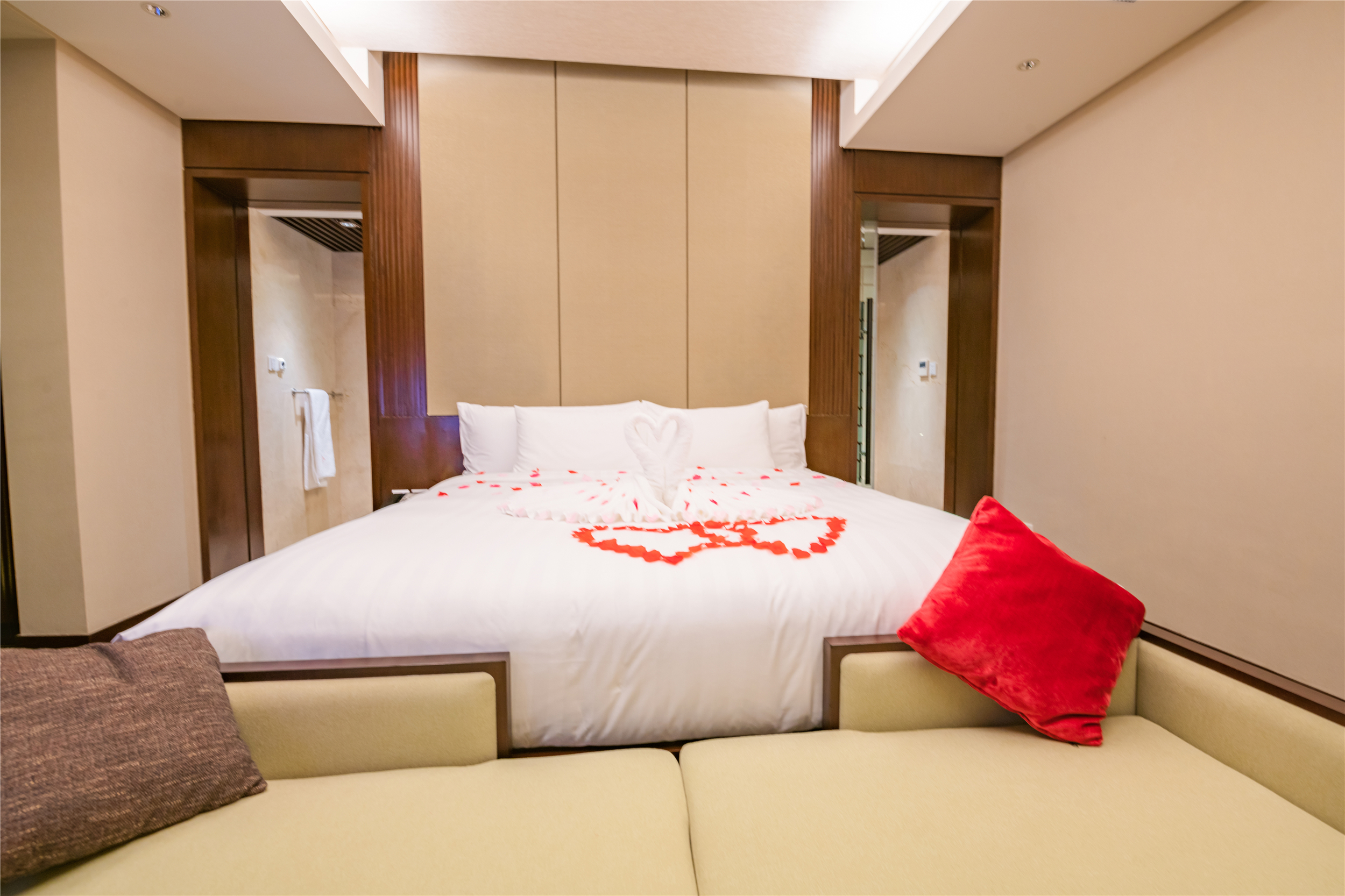 别墅露台泡池套房