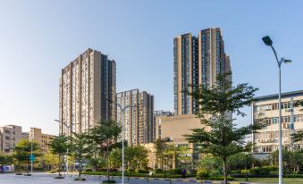 Qinman Theme Apartment