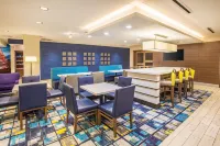 La Quinta Inn & Suites by Wyndham Duluth