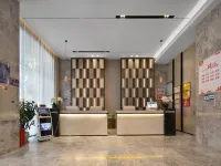 Yishang Hotel (Jiayu Longwan Peninsula)