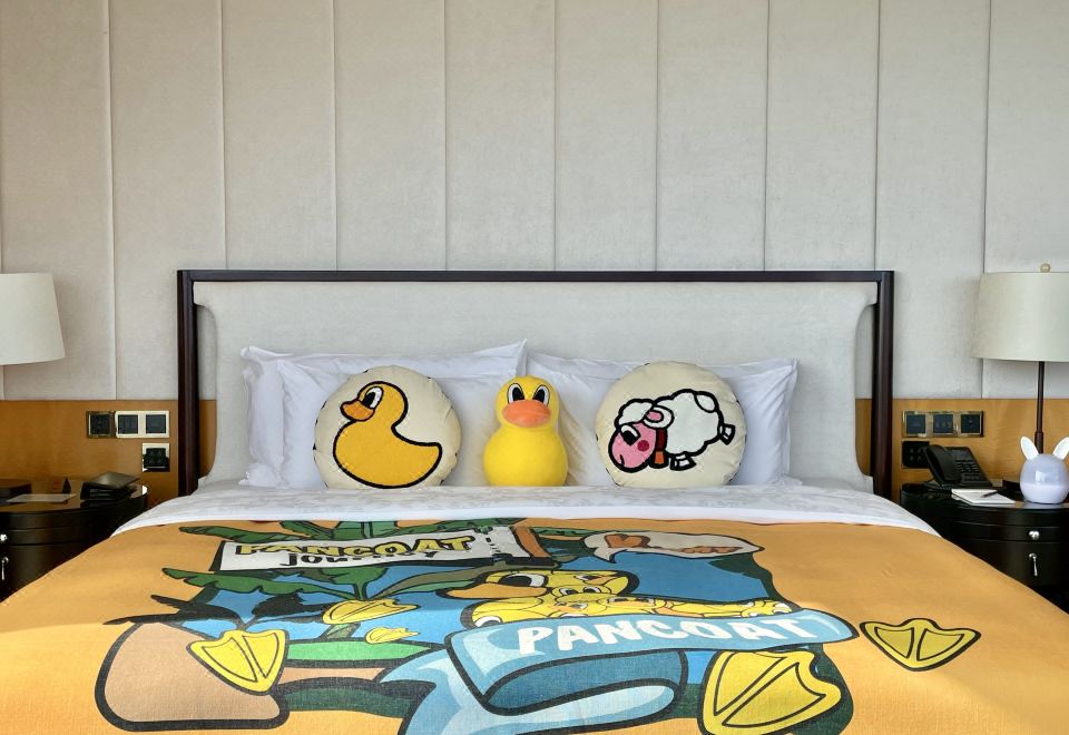 盼酷小黄鸭亲子主题至尊海湾全景套房