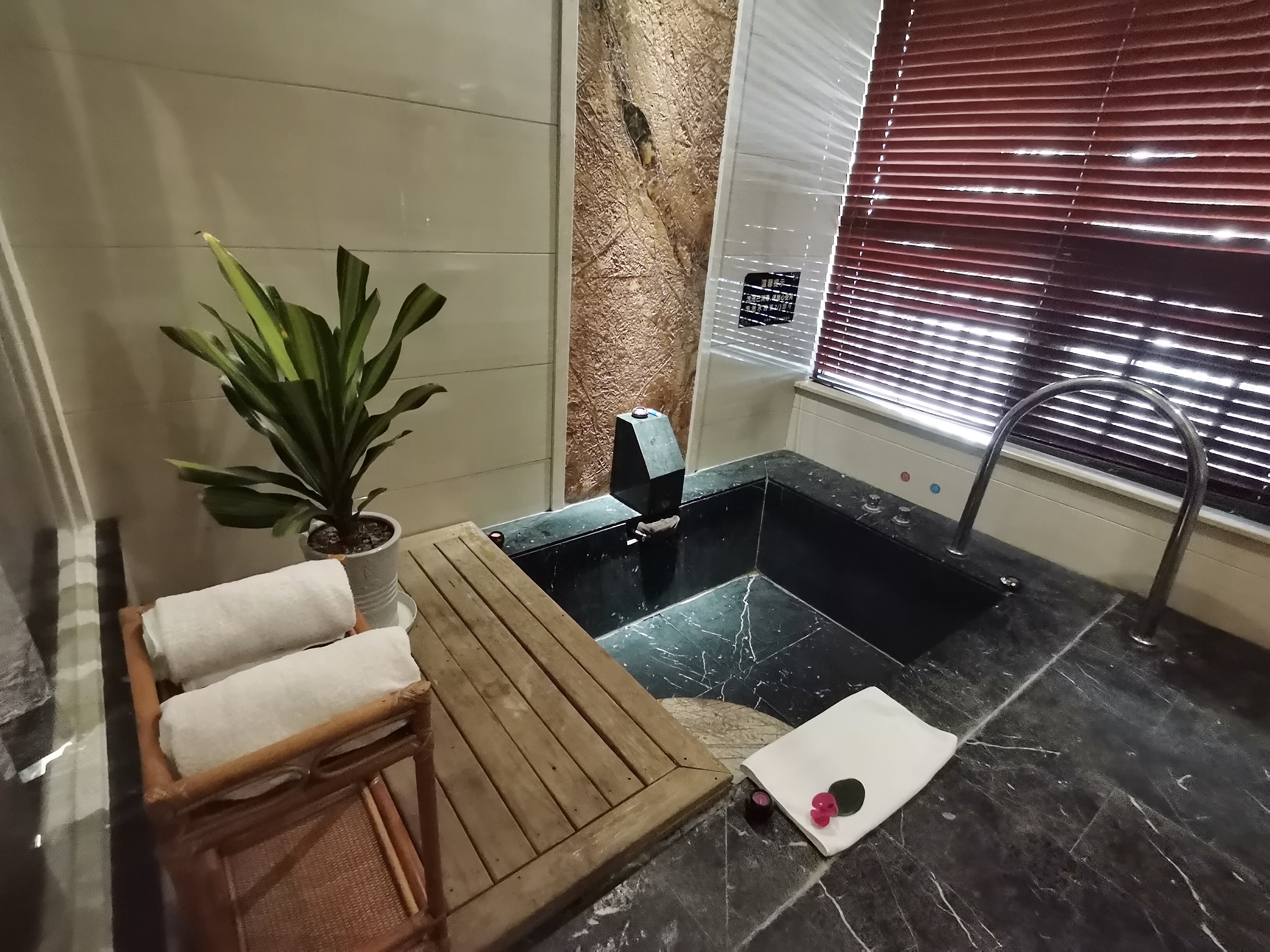 VIP中式大床房（VIP中单间）