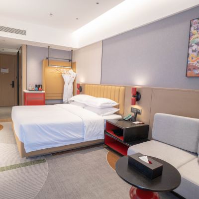 歡享高級大床房 佛山禪城華美達安可飯店（創意產業園店）優惠