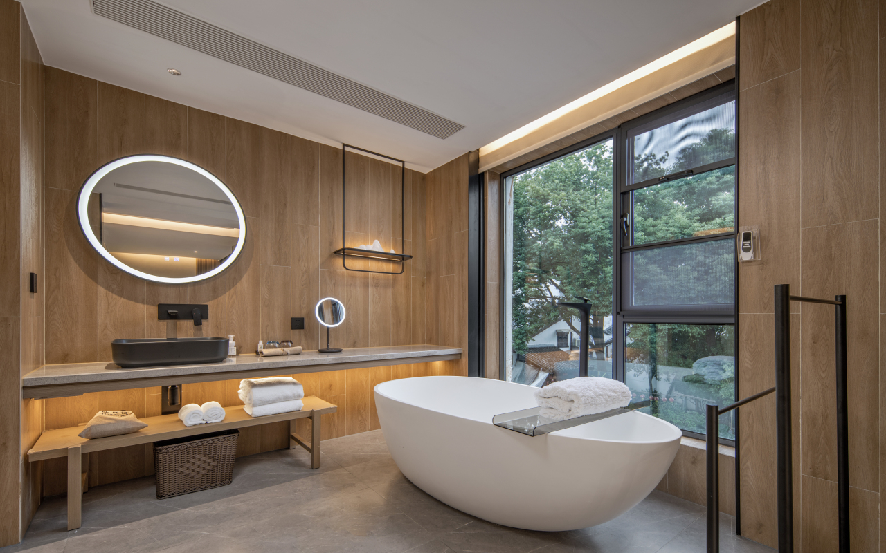 龙山一号·浴缸河景套房（江南美景+随心所“浴”缸）