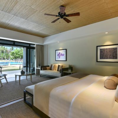 1 King Bed, Suite Room, Pool View Seda Lio Promo Code