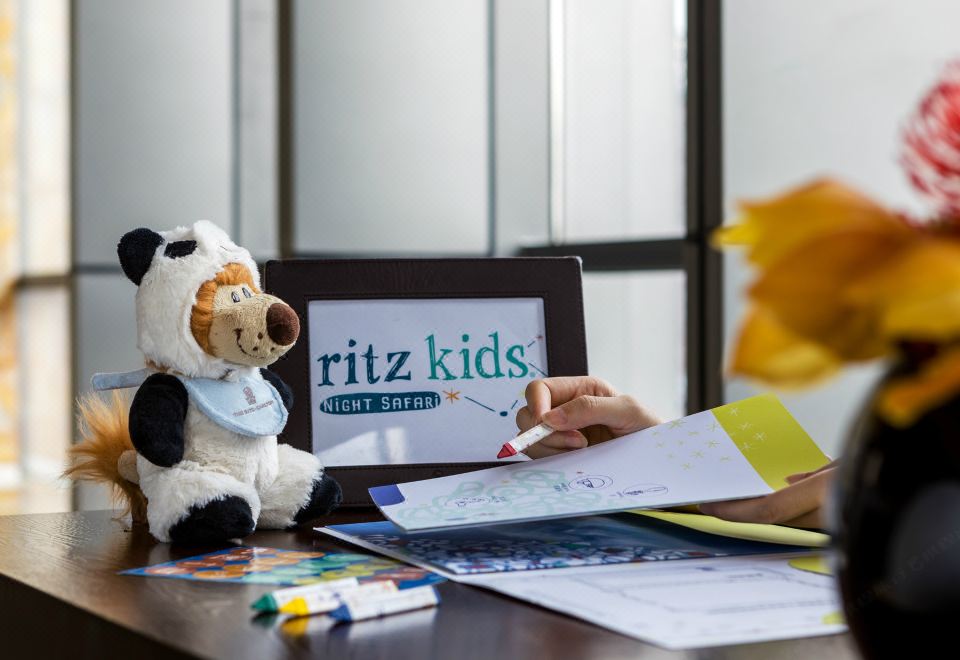 The Ritz-Carlton ChengduFamily Room (Double Bed)