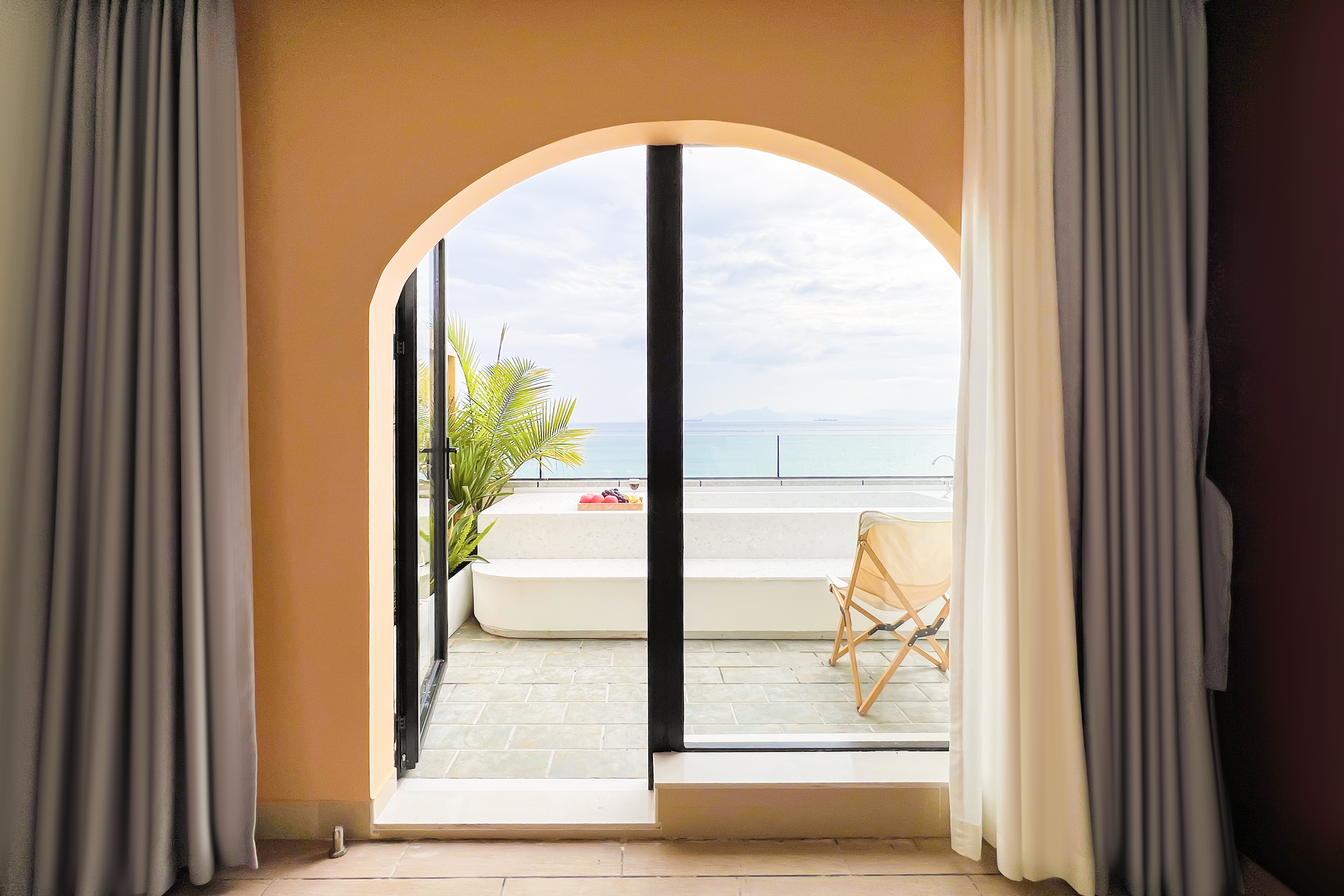 5房6床海景整栋（投影+麻将+KTV+烧烤+冰箱+拍照出片）