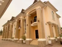 Ennys Court Luxury Apartment Các khách sạn ở 