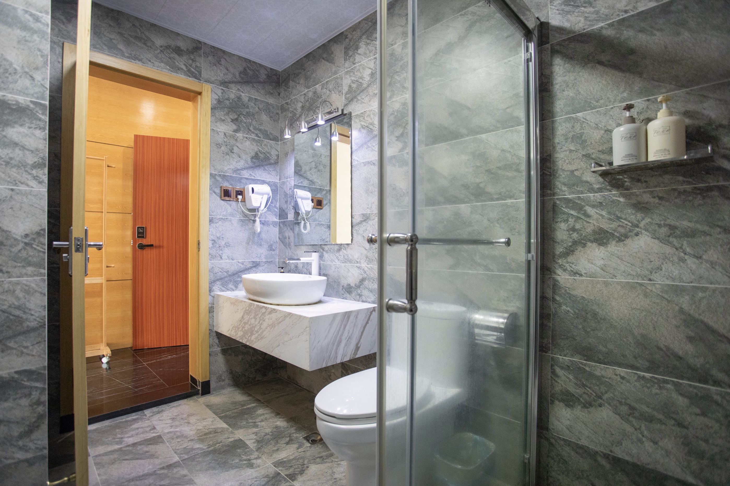 皓月千里大床房