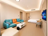 Hejing Hongxiang Hotel (Swan Lake Road Branch)
