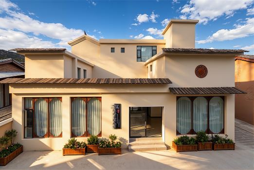 Guyu Vacation Apartment (Shangri-La Dukezong Ancient City)