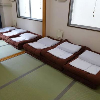 標準房（6張床，帶私人公共浴室） T&K旅舍 神戸三宮東優惠